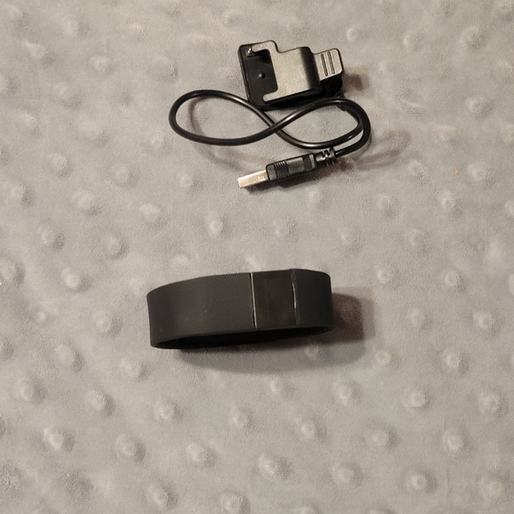 FITNESS SMART BRACELET - Picture 2 of 4